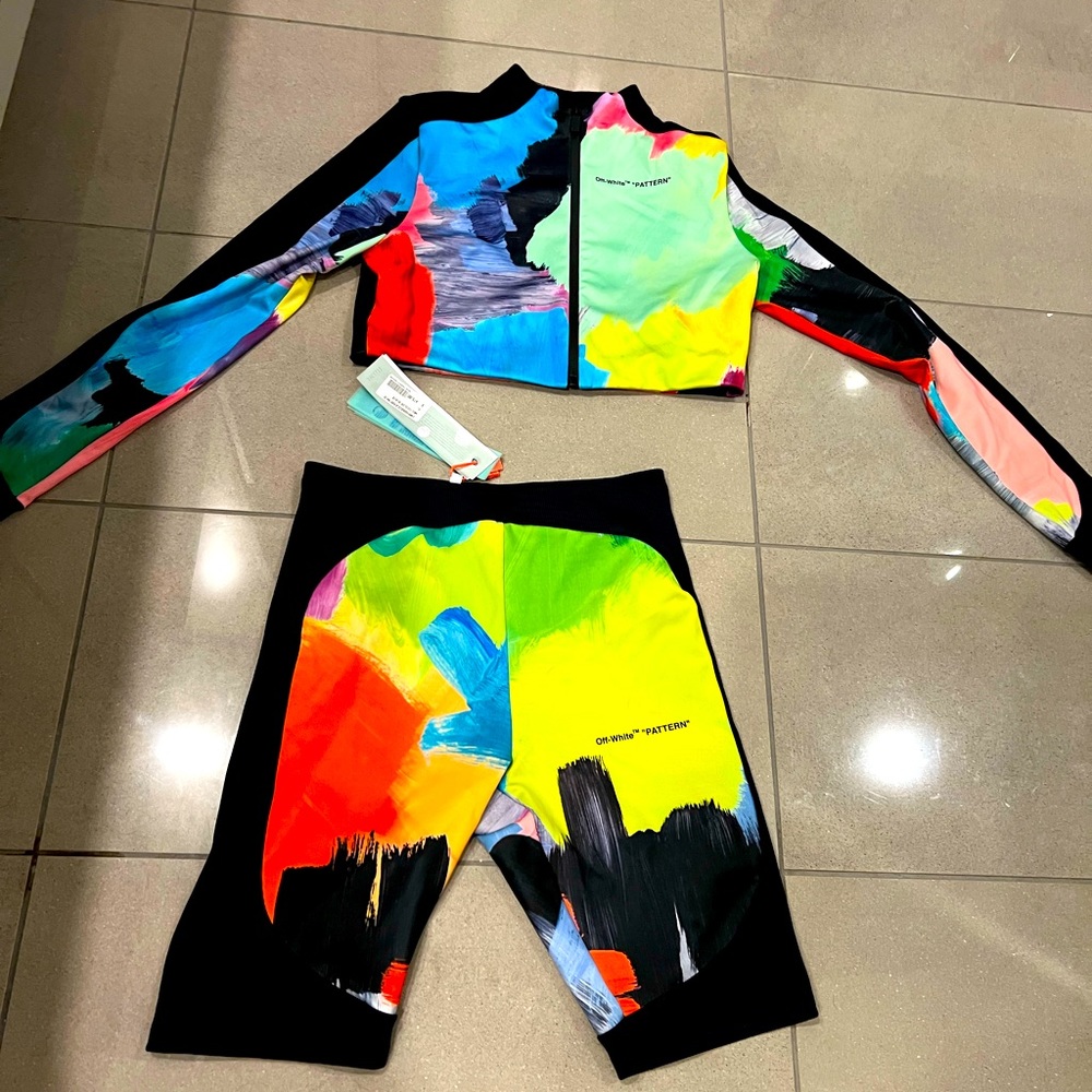Off-white set
